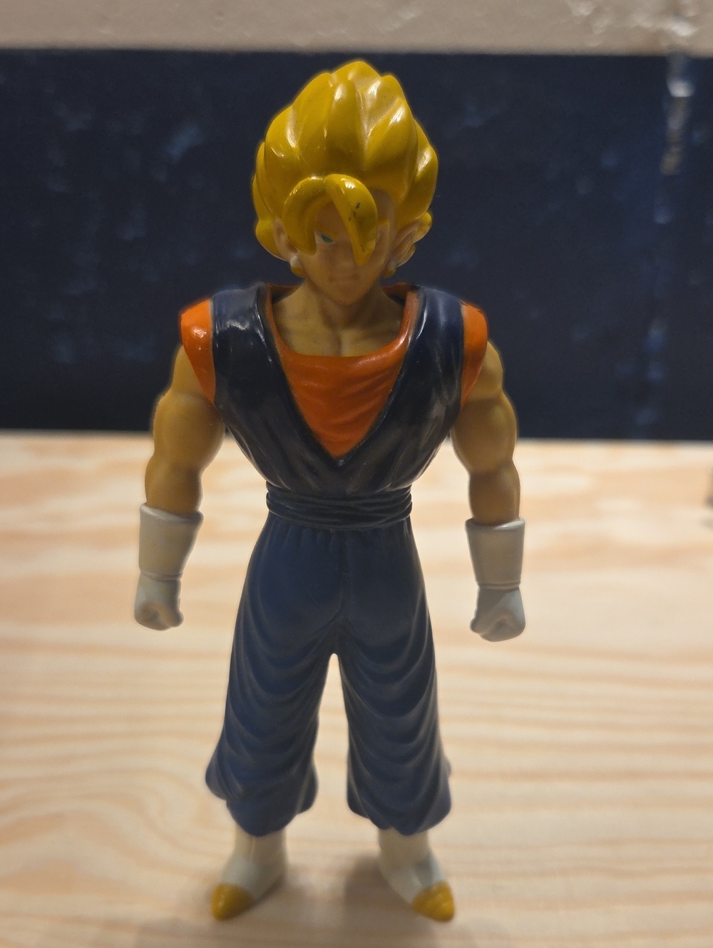 1999 SUPER SAIYAN VEGITO (Series 2) Dragonball Z Action Figure